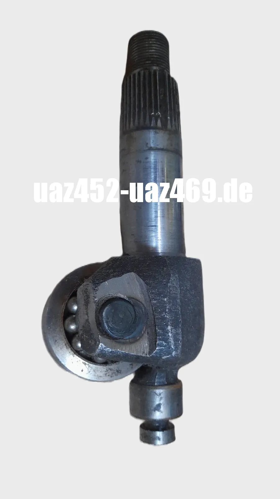 Pitman arm shaft roller with bearing in assy UAZ